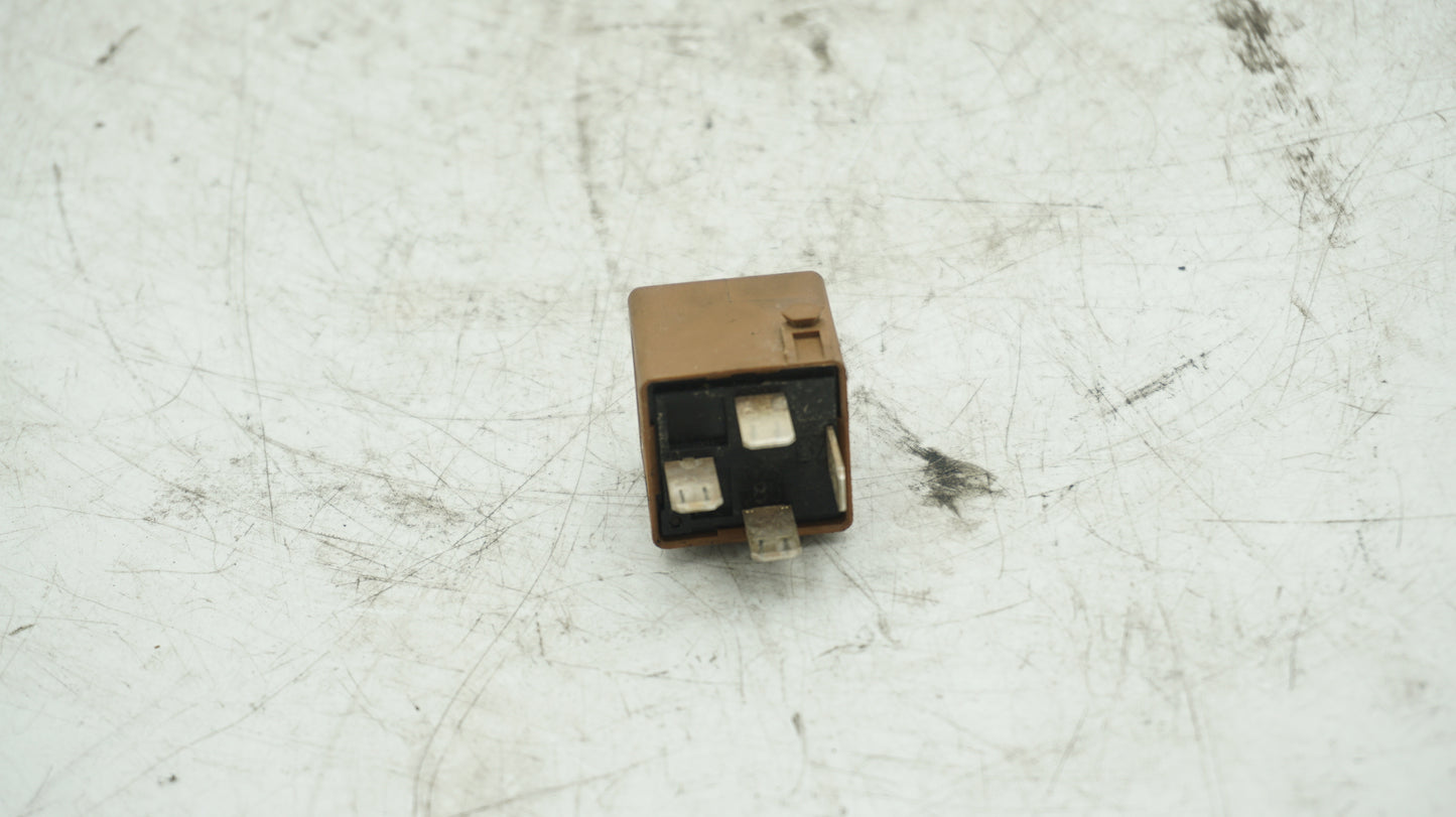 BMW 5 SERIES E34 RELAY FUSE 1388729