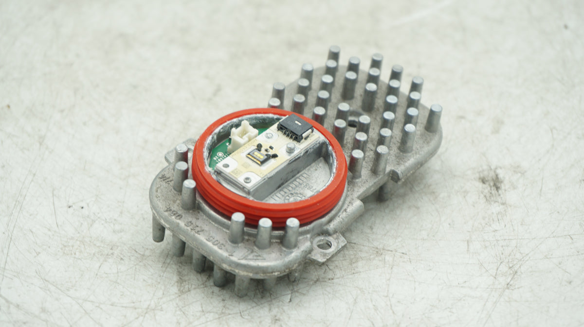 BMW E92 E93 F80 F32 F12 X3 X5 XENON ANGEL HALO LIGHTS MODULE 1305715084 - LRI Autoparts