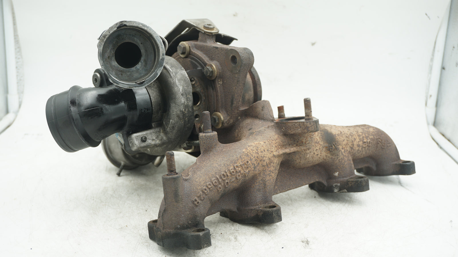 VW AUDI A3 8P GOLF CADDY 2.0 TDI TURBOCHARGER 03G971858
