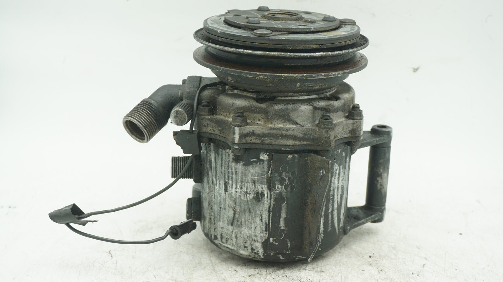 BMW 3 5 SERIES E30 E34 A/C COMPRESSOR - LRI Autoparts