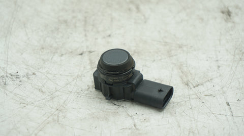 BMW F20 F21 F30 F31 F32 F33 F80 FRONT PARKING SENSOR 9261581
