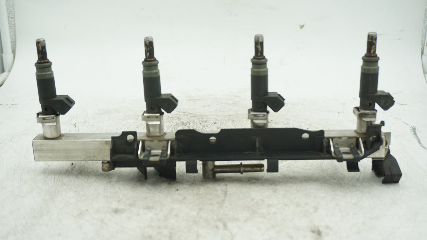 BMW 1 3 X SERIES 2.0L N46 N46N FUEL INJECTORS WITH RAIL