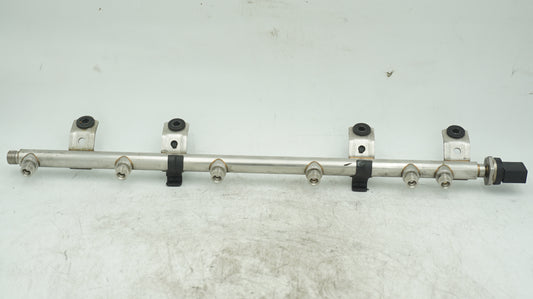 BMW 1 3 SERIES N55 HIGH PRESSURE INJECTION FUEL RAIL 7628049