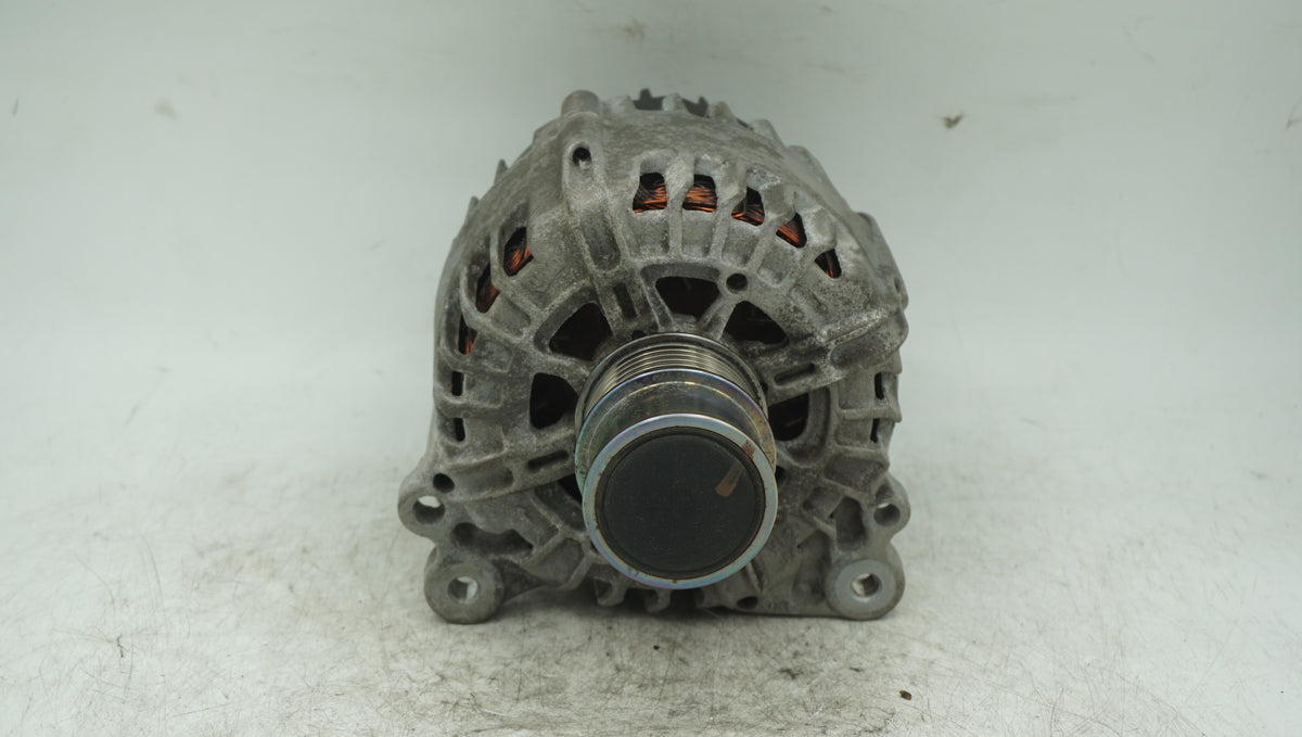 VW GOLF MK7 ALTERNATOR 1.4 04C903023 - LRI Autoparts