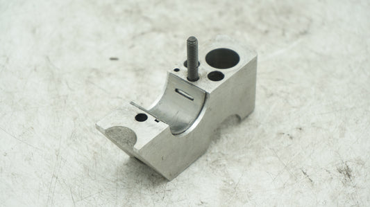 VW AUDI 1.9TDI CAMSHAFT BEARING CAP