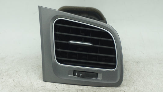 VW GOLF MK7 FRONT RIGHT DRIVERS AIR VENT 5G2819710