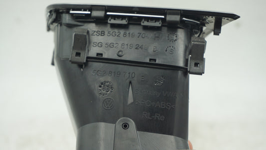 VW GOLF MK7 FRONT RIGHT DRIVERS AIR VENT 5G2819710