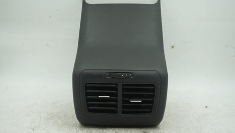 VW GOLF MK7 REAR CENTRE AIR VENT 5G0863289