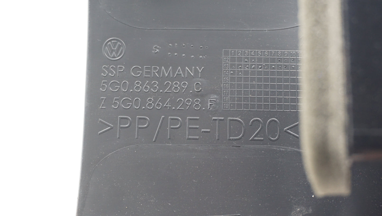 VW GOLF MK7 REAR CENTRE AIR VENT 5G0863289