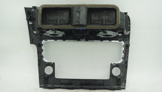 VW GOLF MK7 CENTE AIR VENTS AND TRIM 5G2819728