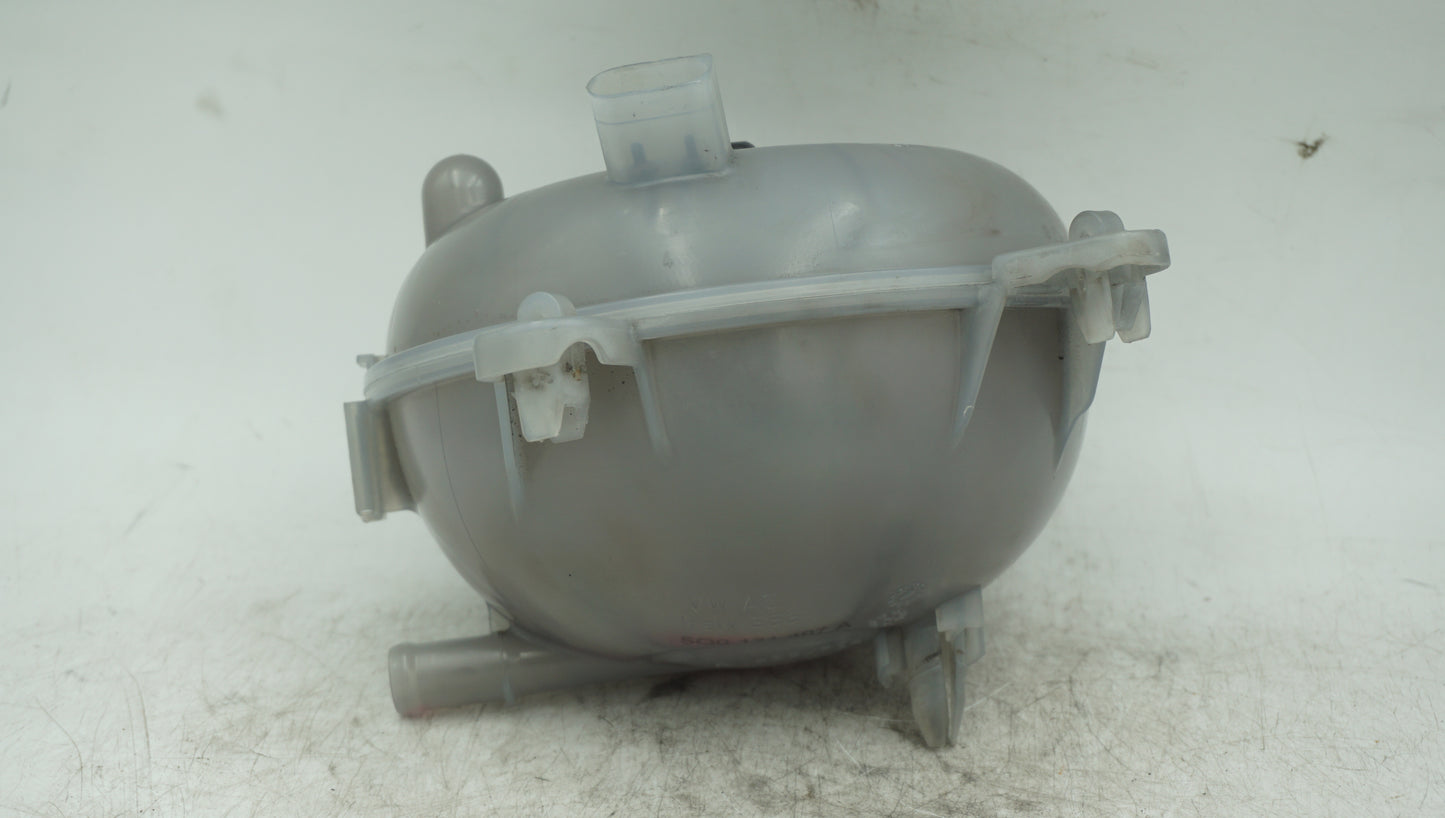 AUDI A3 8V VW GOLF MK7 COOLANT EXPANSION TANK 5Q0121407