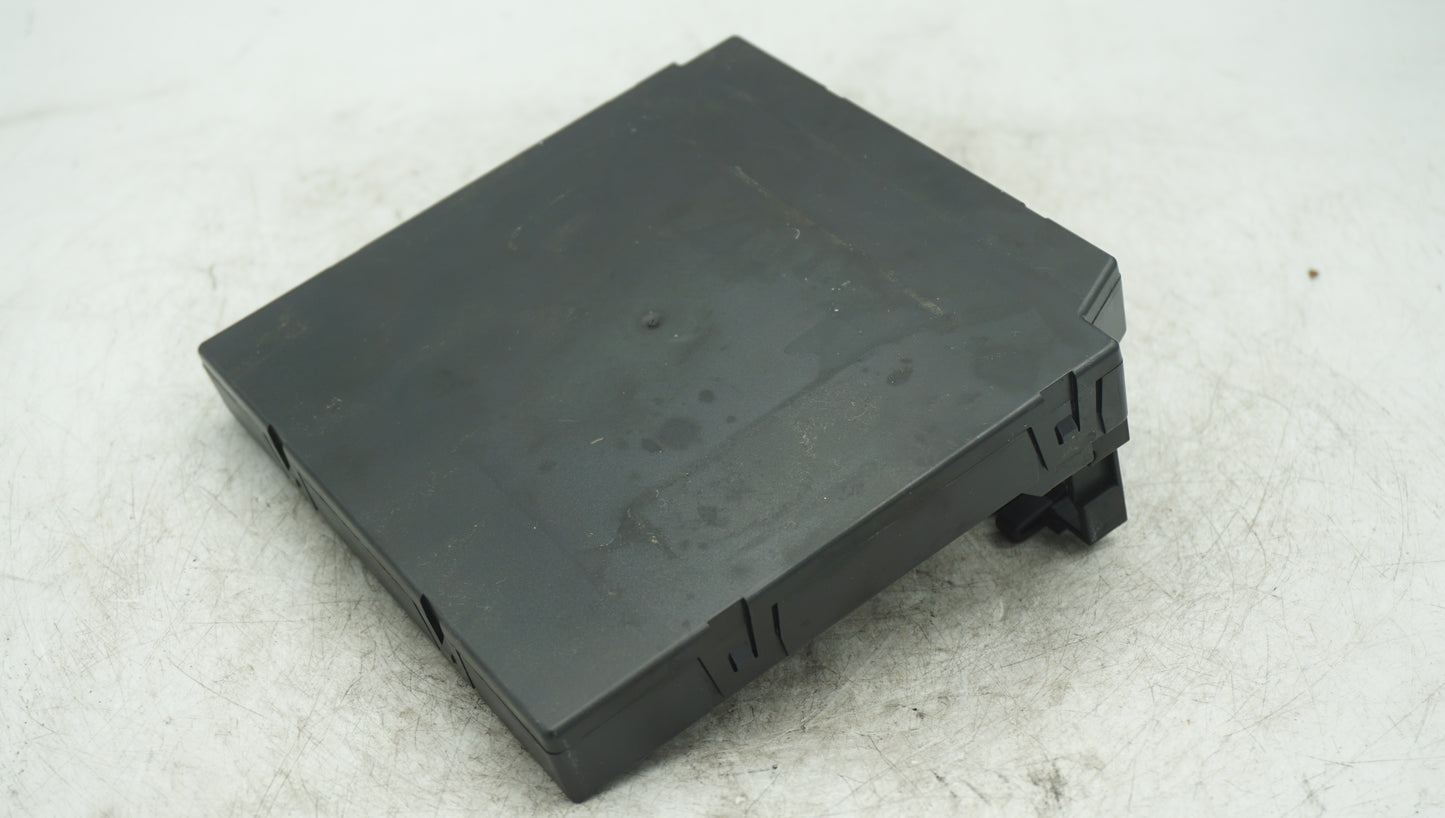 AUDI A3 8P BODY CONTROL MODULE 8P0907063