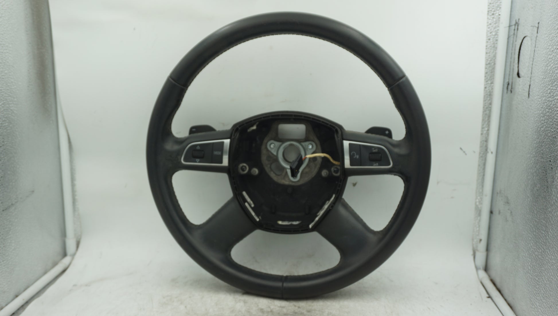 AUDI A3 8P STEERING WHEEL 8P0419091 – LRI Autoparts