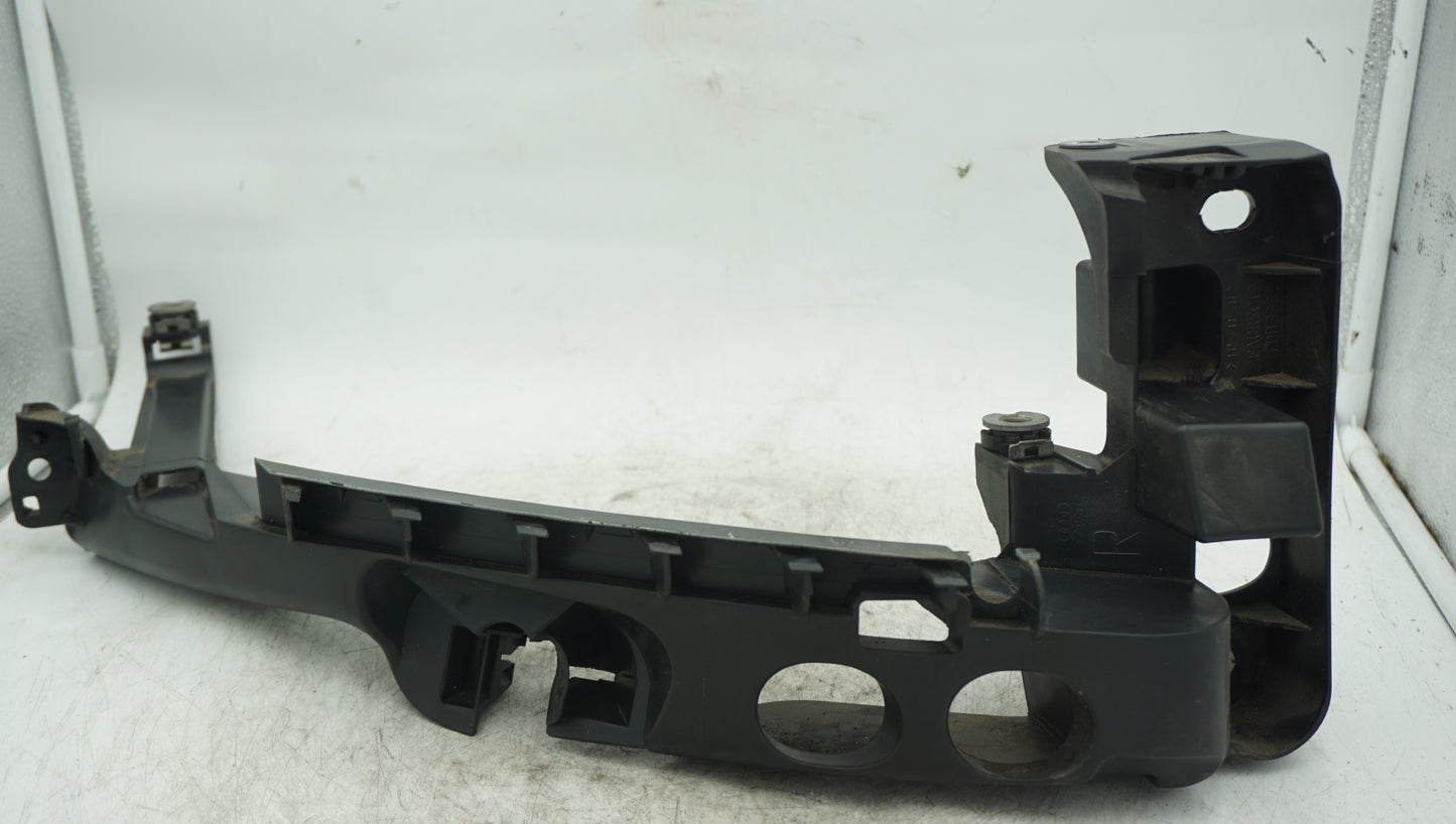 AUDI A3 2009-2013 RIGHT HEADLIGHT SUPPORT BRACKET 8P0805608