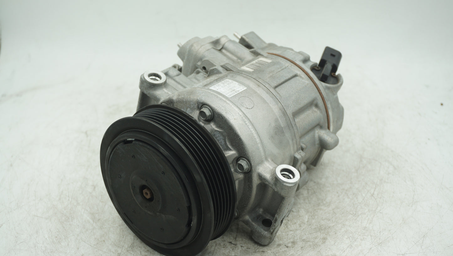 AUDI VW A3 A/C COMPRESSOR 1K0820808A