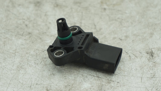 GENUINE VW AUDI MAP MANIFOLD PRESSURE SENSOR 038906051D