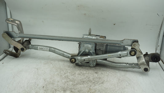 AUDI A 3 8P WINDSCREEN WIPER MOTOR 8P2955023