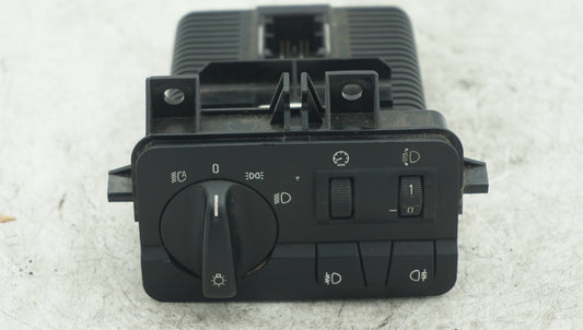 Products BMW E46 HEADLIGHT CONTROL SWITCH 6936822