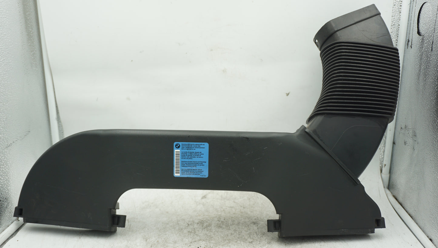 BMW 1 SERIES E82 E87 E88 AIR INTAKE DUCT 7565281