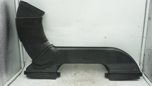 BMW 1 SERIES E82 E87 E88 AIR INTAKE DUCT 7565281