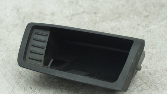 BMW 1 SERIES E82 E87 E88 FRONT ASH TRAY INSERT 7078573