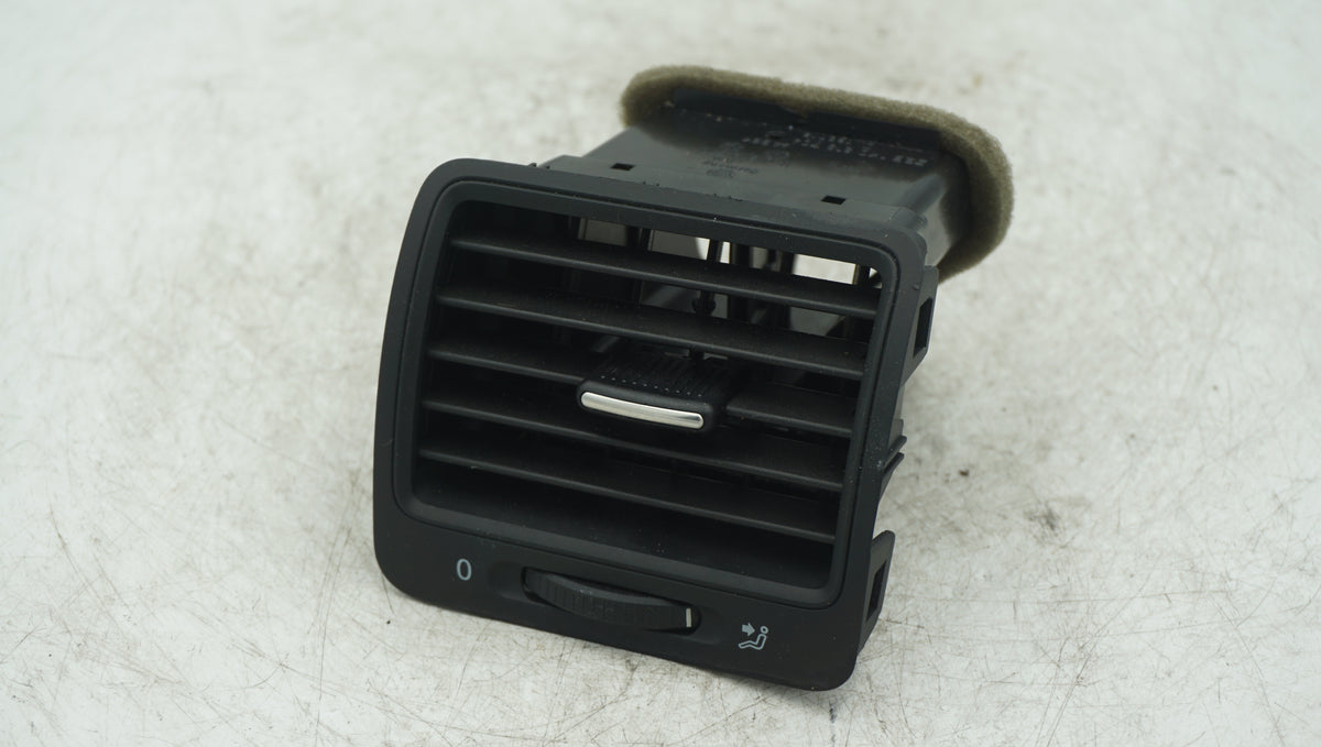 VOLKSWAGEN GOLF MK5 RIGHT SIDE DASH VENT 1K0819710