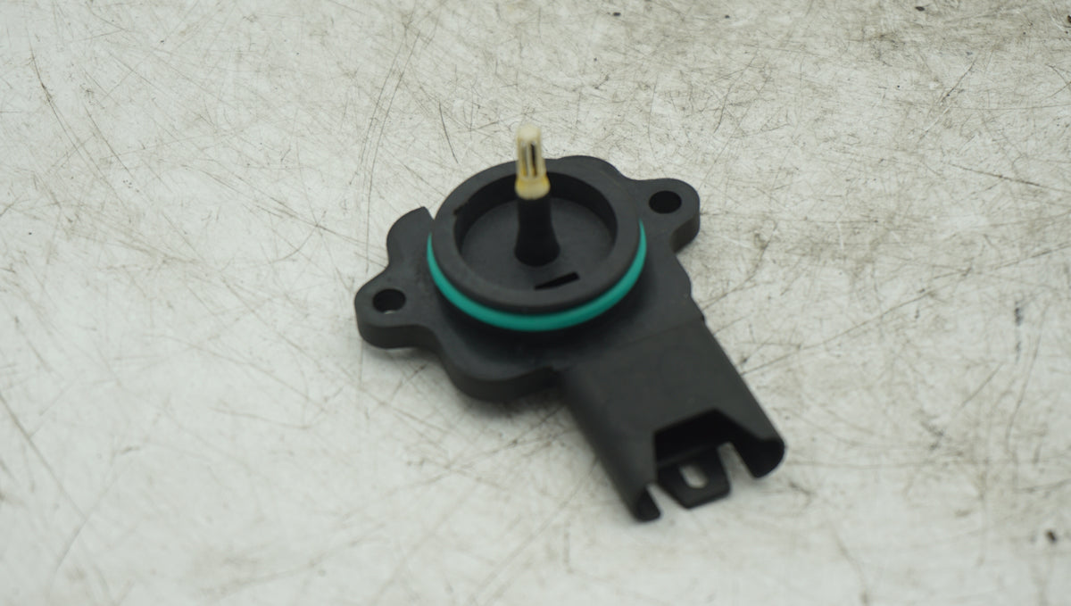 BMW 1 3 X SERIES N46N MAF MASS AIR FLOW SENSOR 7547822 - LRI Autoparts