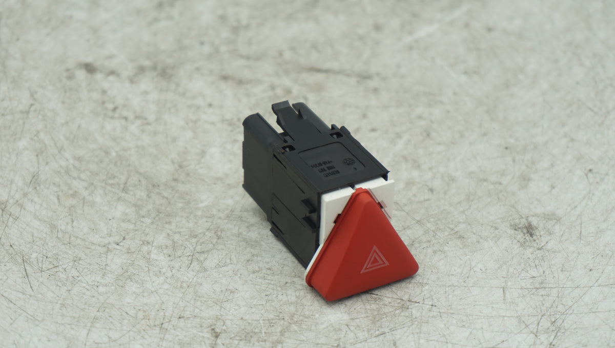 VOLKSWAGEN GOLF MK5 CADDY HAZARD EMERGENCY SWITCH 1K0953509 - LRI Autoparts