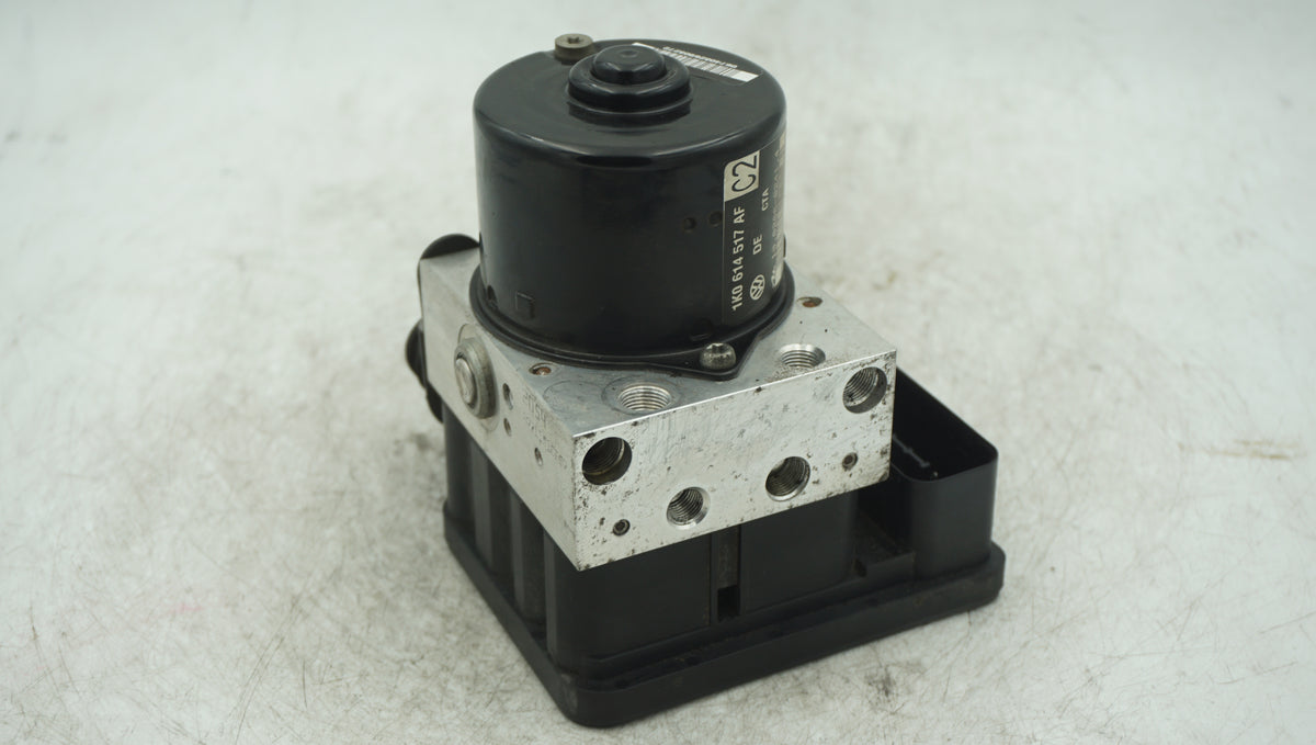 VOLKSWAGEN MK5 AUDI A3 8P ABS PUMP MODULE 1K0614517AE 1K0907379AC