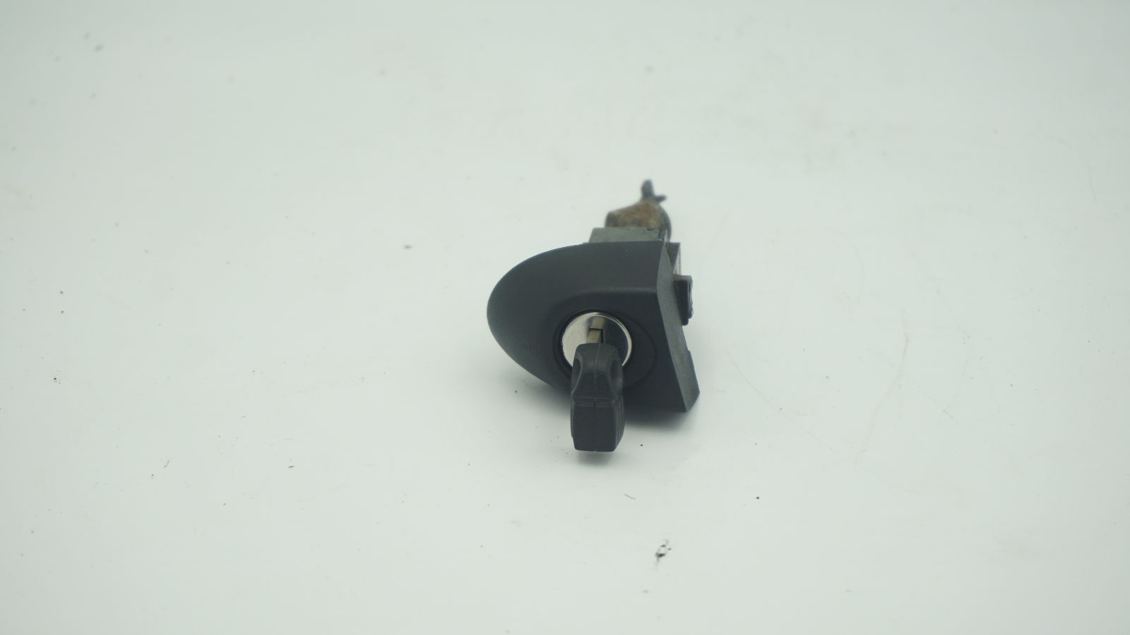 BMW 1 SERIES E82 E87 E88 DOOR LOCK SET WITH KEY