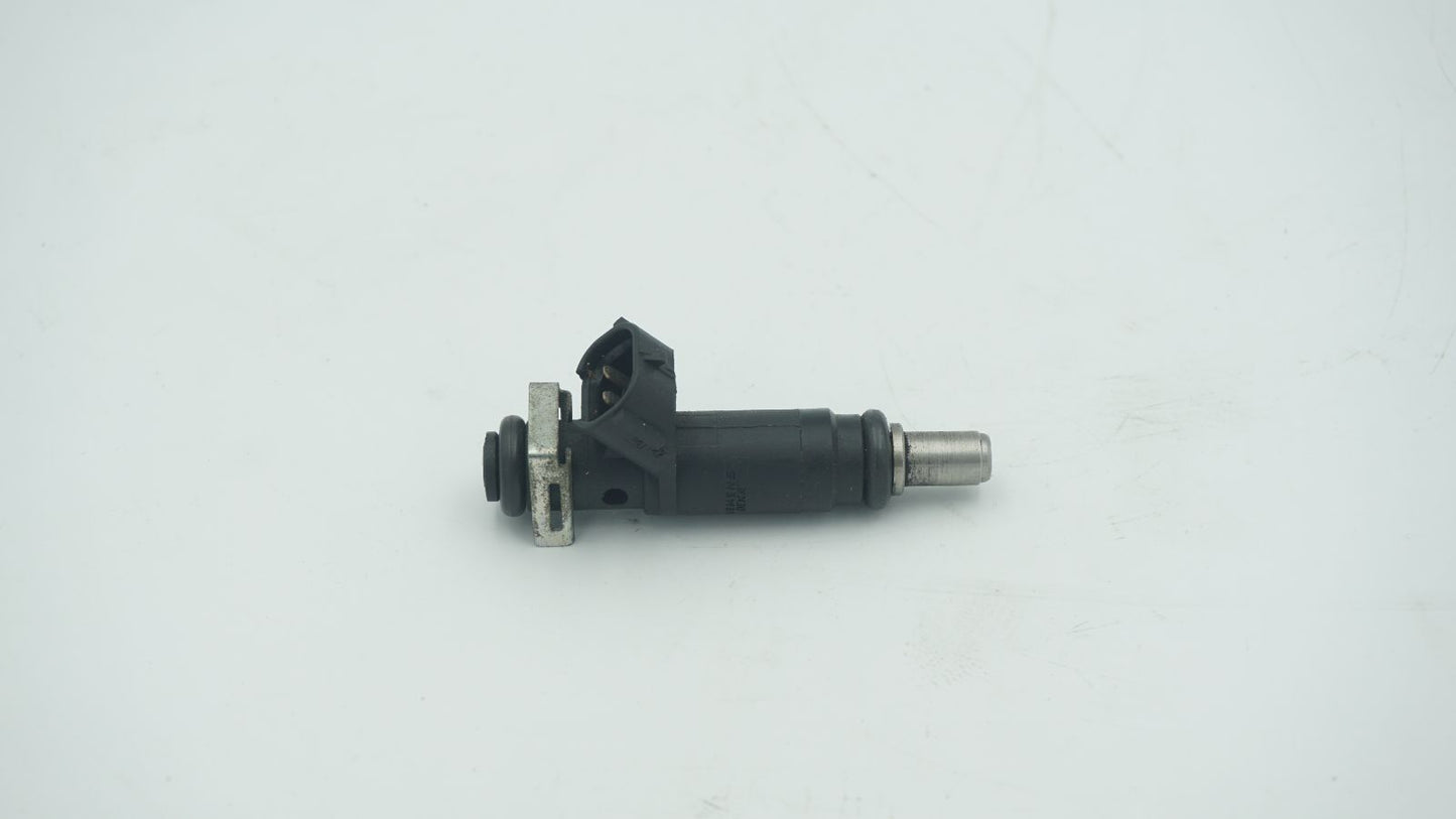 AUDI VOLKSWAGEN 2.0 FUEL INJECTOR 06B133551T