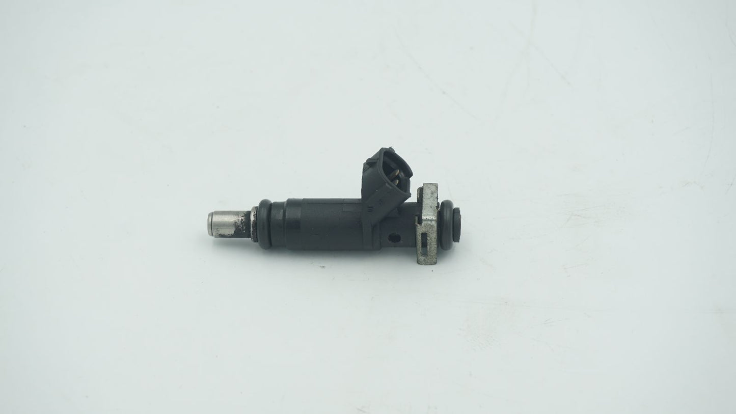 AUDI VOLKSWAGEN 2.0 FUEL INJECTOR 06B133551T