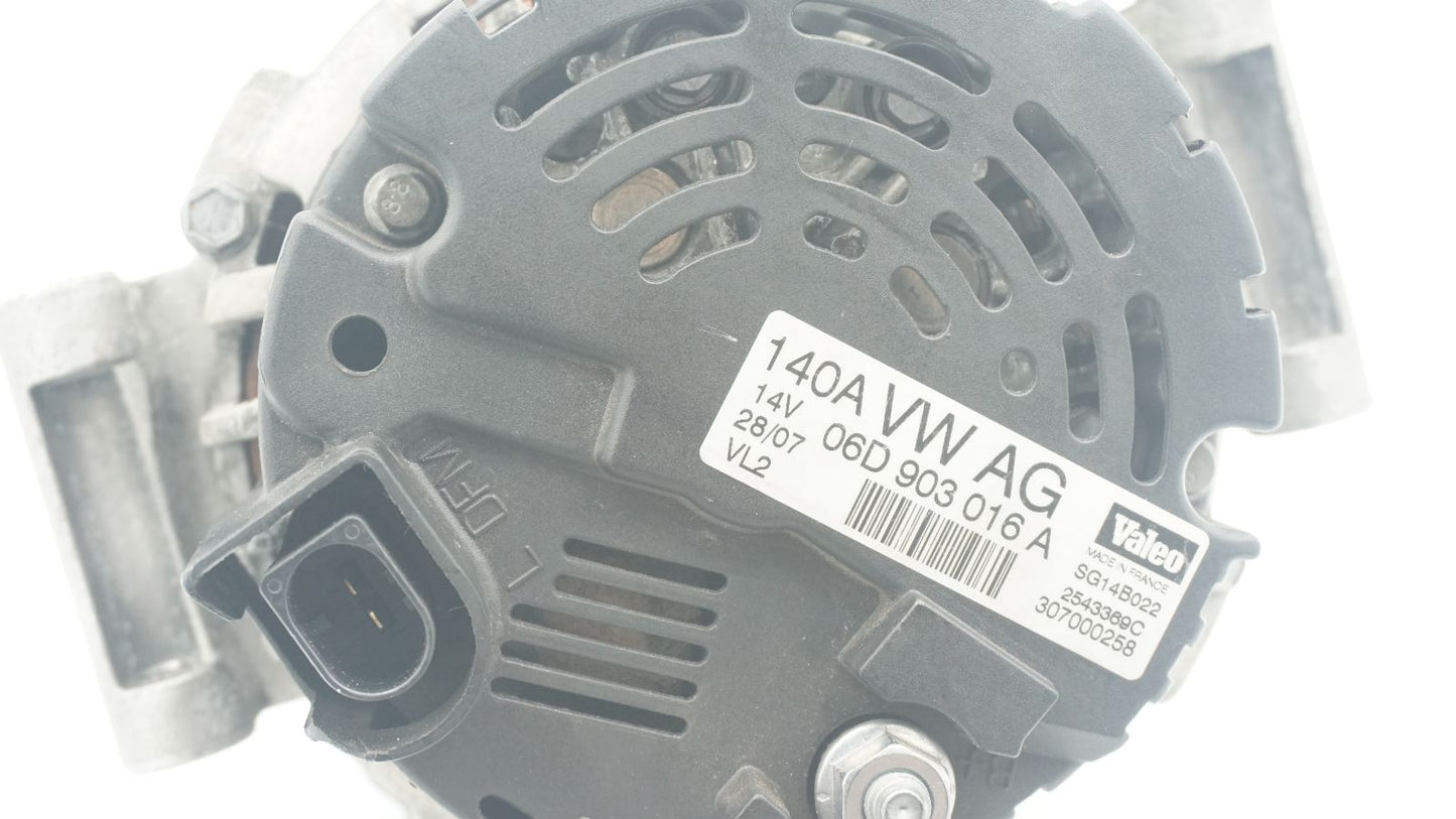 AUDI A4 B7 ALTERNATOR 06D903016A