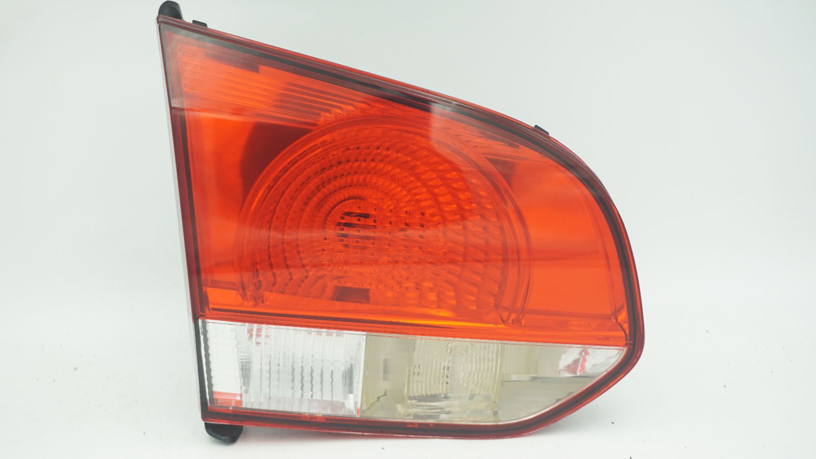 VOLKSWAGEN GOLF MK6 LHS LEFT SIDE INNER TAIL LIGHT 5K0945093J