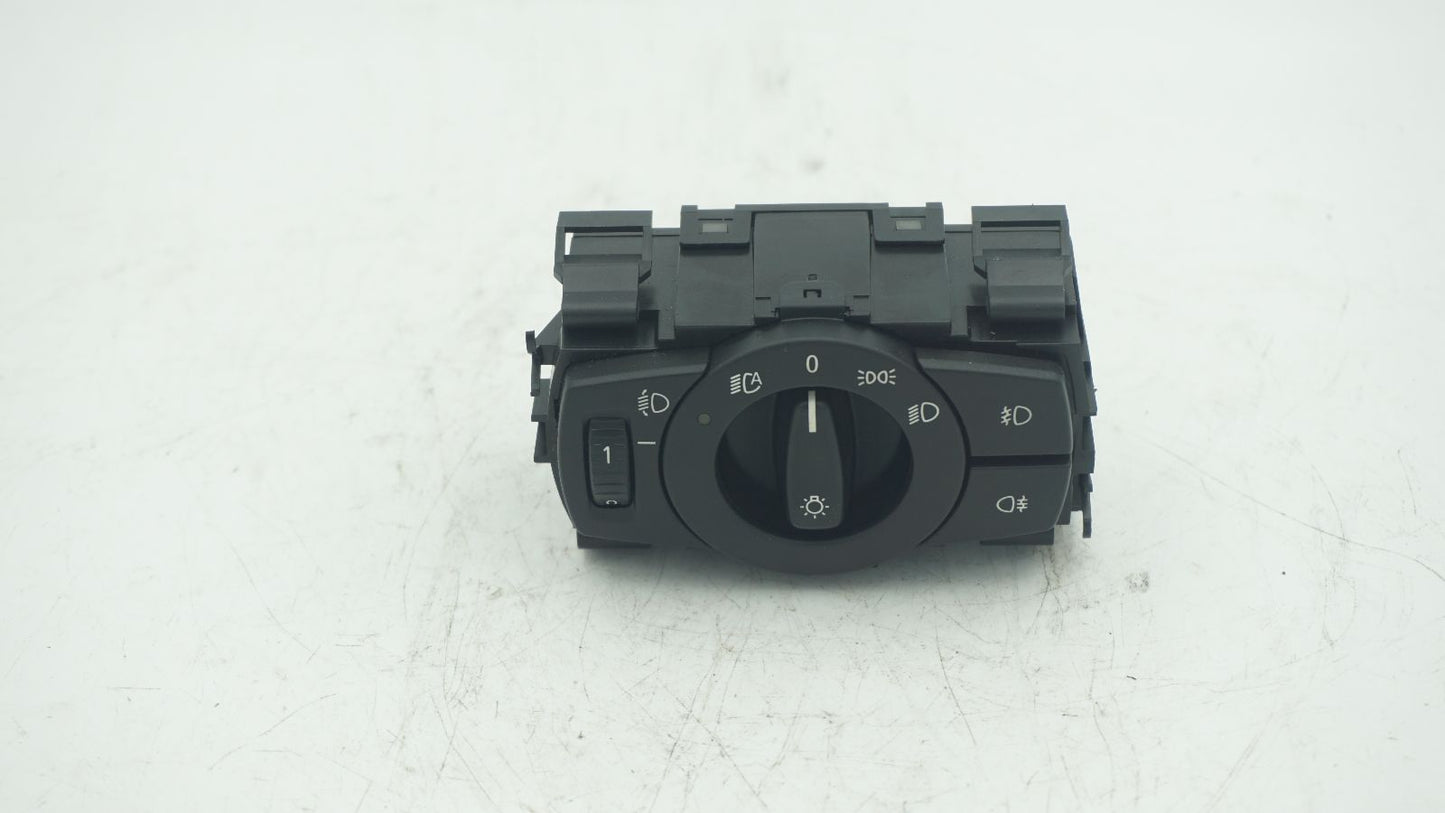 BMW 1 SERIES E82 E87 E88 HEADLIGHT SWITCH 6932792