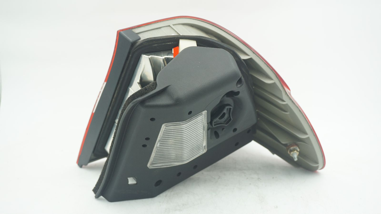 BMW 3 SERIES E46 FACELIFT LEFT TAIL LIGHT