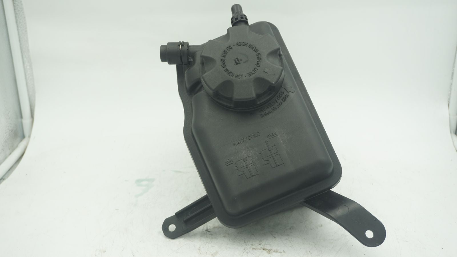 BMW 5 6 SERIES COOLANT OVERFLOW EXPANSION TANK 7521189