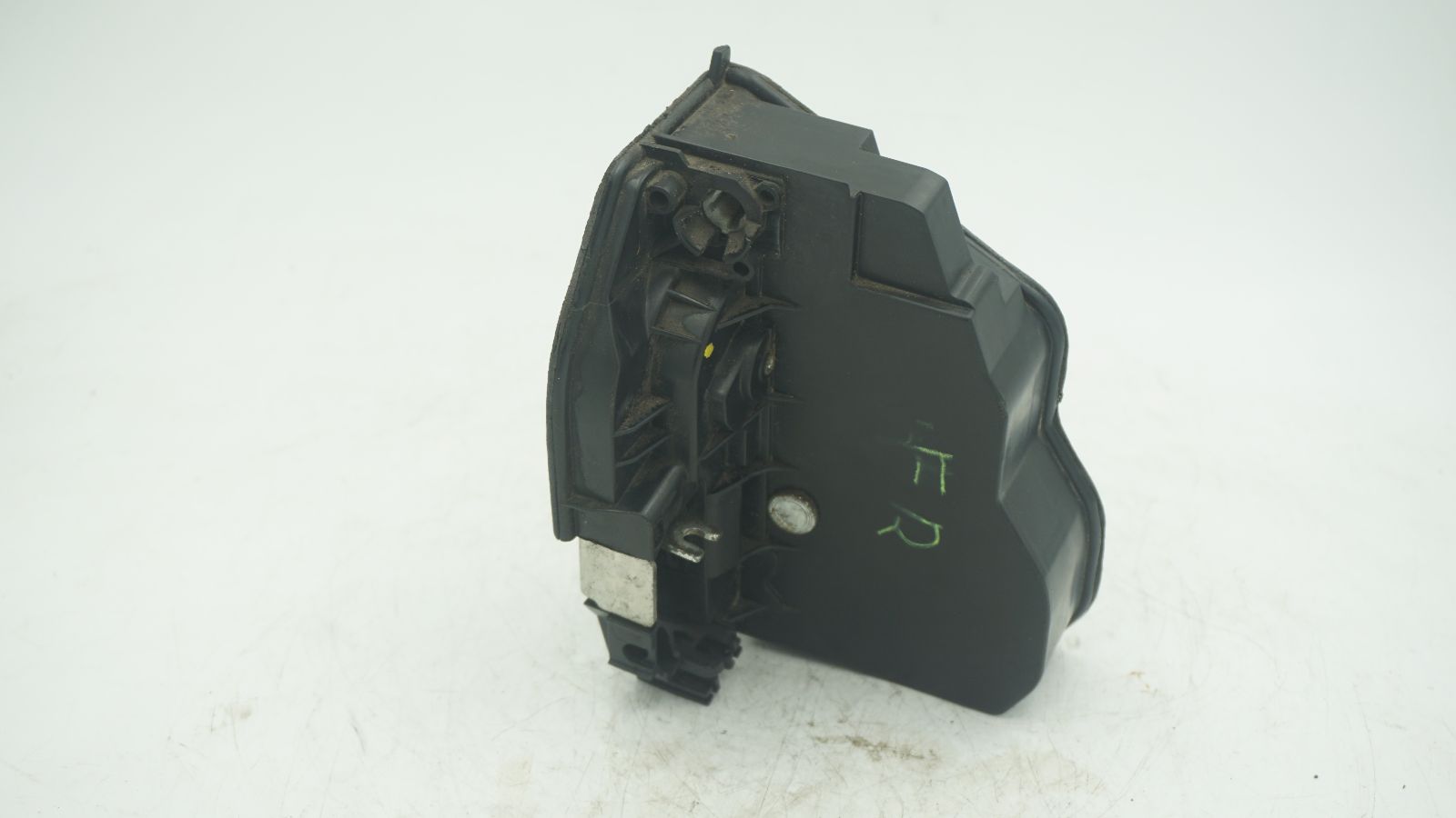 BMW 1 2 3 4 5 6 7 X SERIES FRONT RIGHT DOOR LOCK 7167072