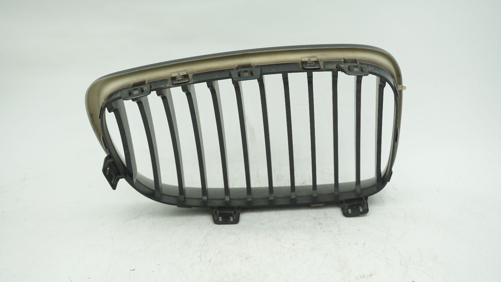 BMW 1 SERIES E82 E88 LHS LEFT SIDE KIDNEY GRILLE BLACK 7179655