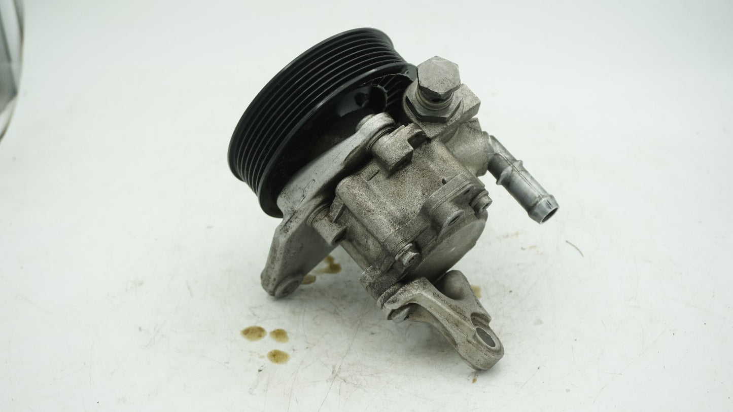 BMW 1 3 SERIES 135 335 N54 POWER STEERING PUMP 677924402