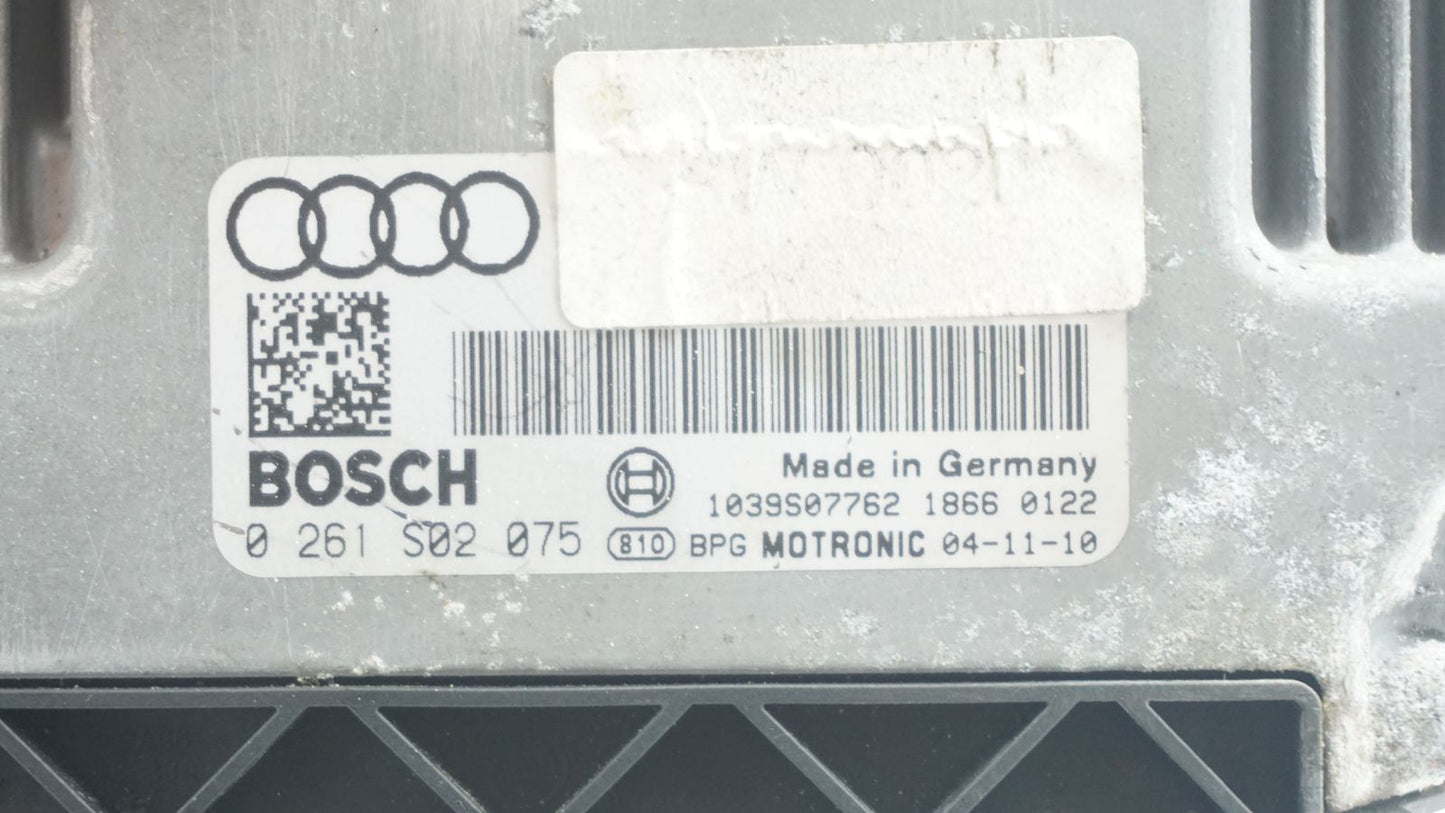 AUDI A3 8P 2.0T TFSI ENGINE ECU 0261S02075