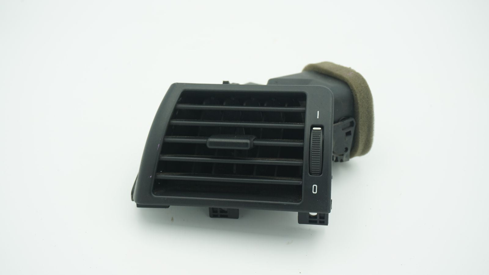 BMW E46 3 SERIES LHS DASH AIR VENT OEM 8361897