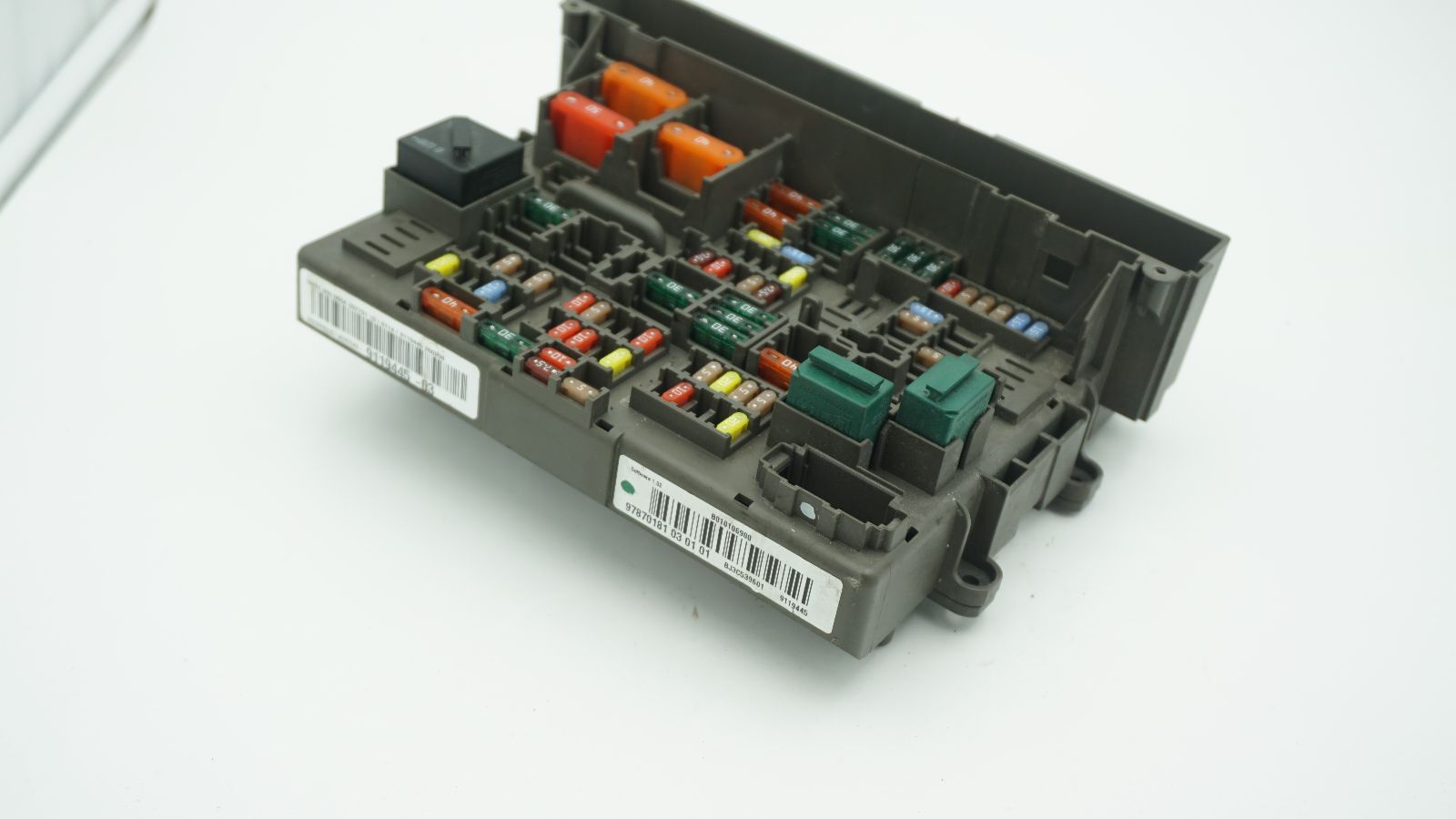 BMW 1 3 SERIES FUSE RELAY BOX 9119445