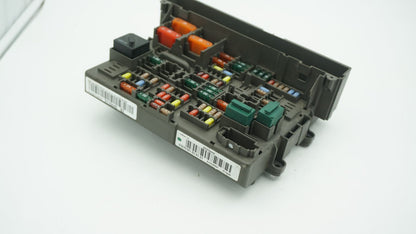 BMW 1 3 SERIES FUSE RELAY BOX 9119445