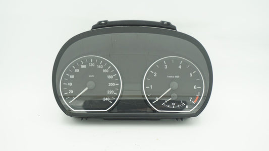 BMW 1 SERIES E82 E87 E88 SPEEDO CLUSTER 4 CYLINDER 9242324