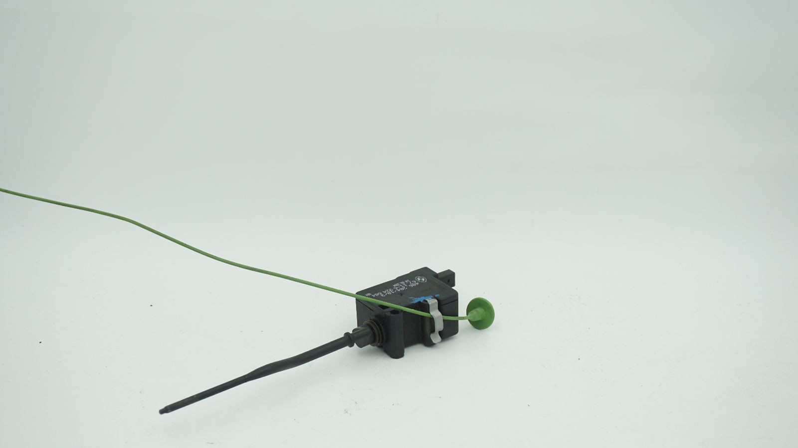 BMW FUEL CAP RELEASE MOTOR ACTUATOR 6924684