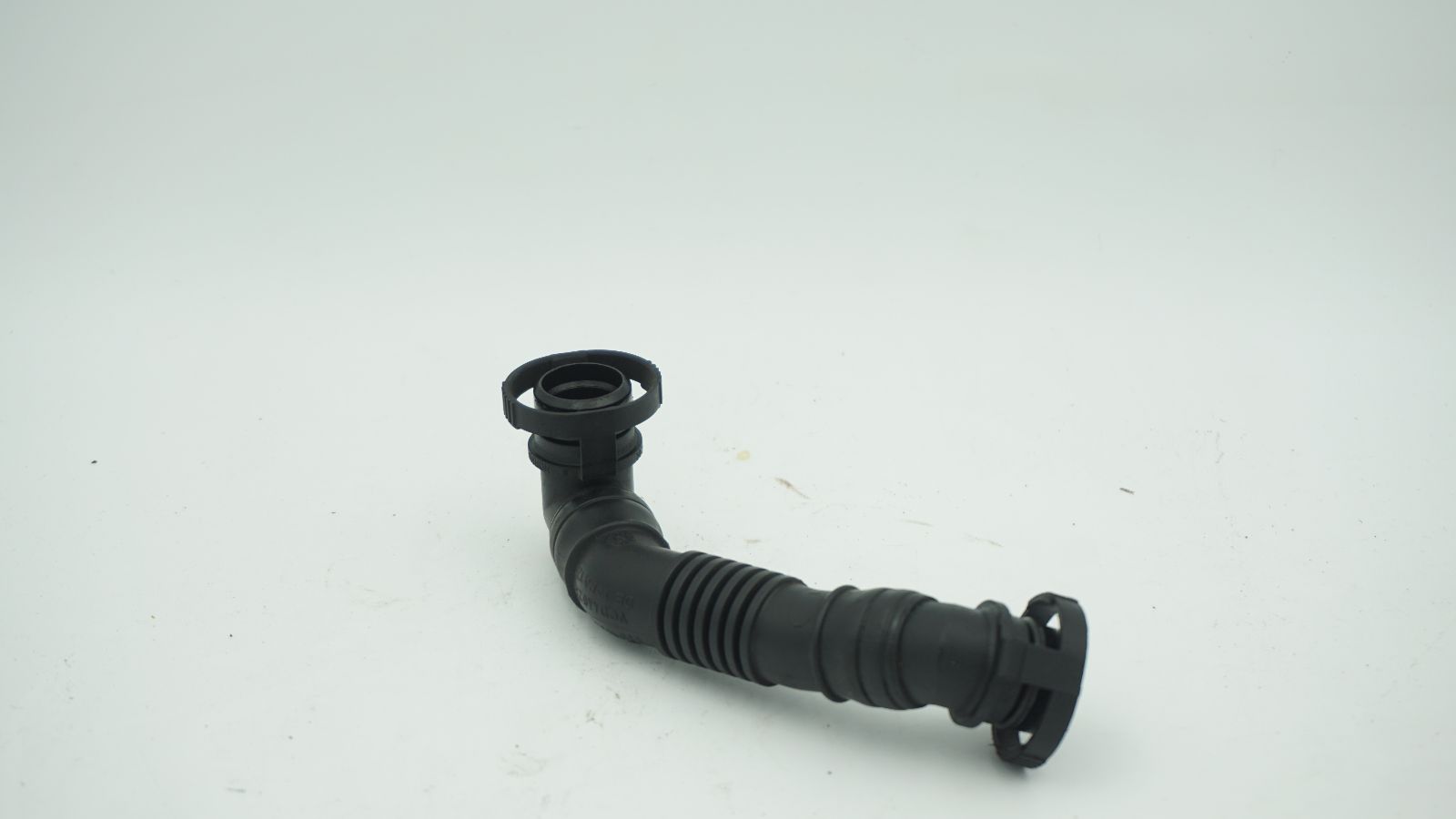 VW CRANK CASE BREATHER PIPE 03G103493D
