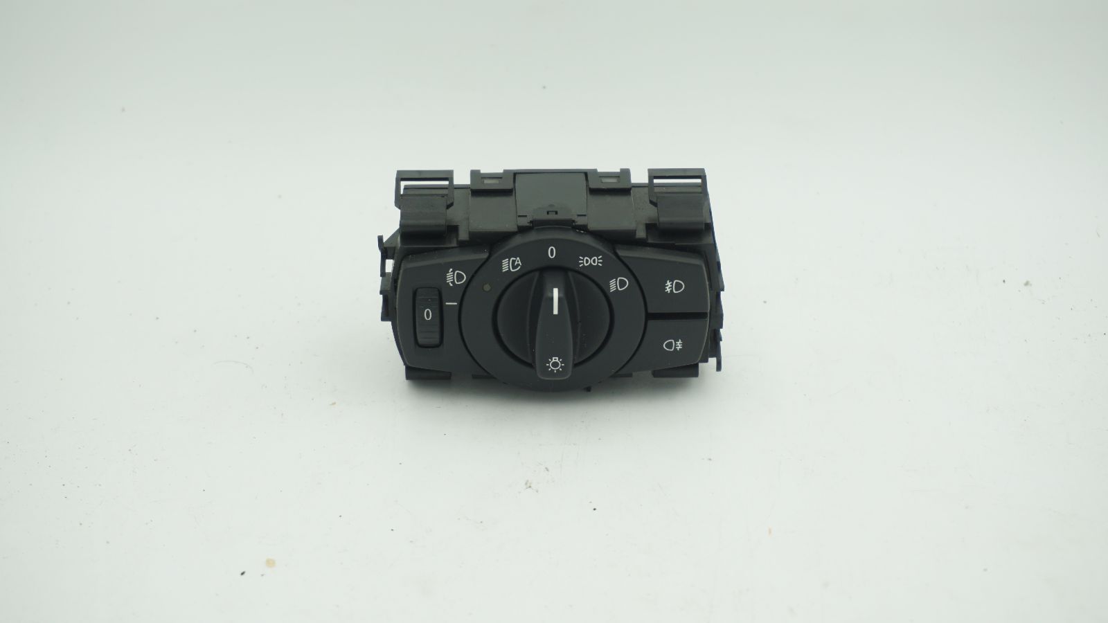 BMW 1 SERIES E82 E87 E88 HEADLIGHT SWITCH 6932792