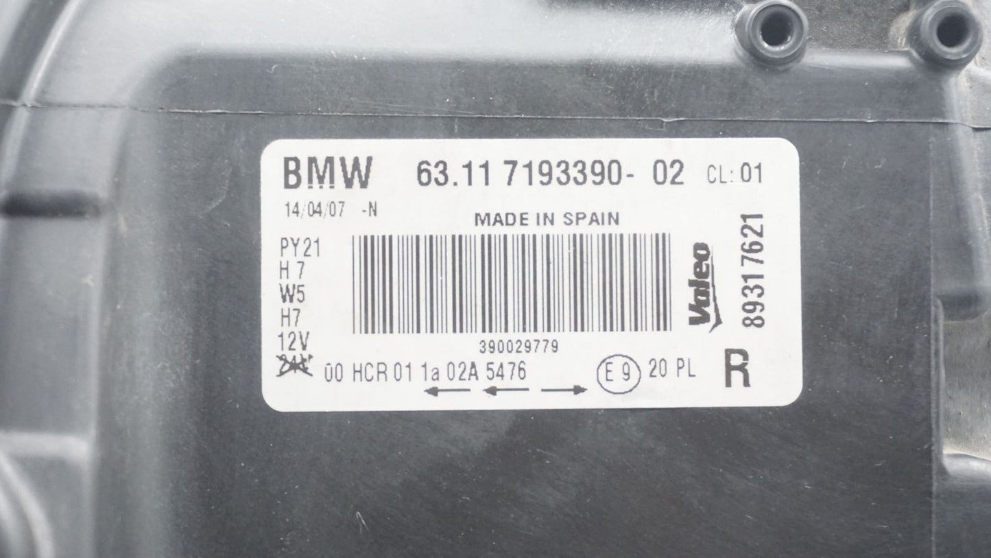 BMW 1 SERIES E82 E87 E88 DRIVERS SIDE RHS HALOGEN HEADLIGHT 7193390