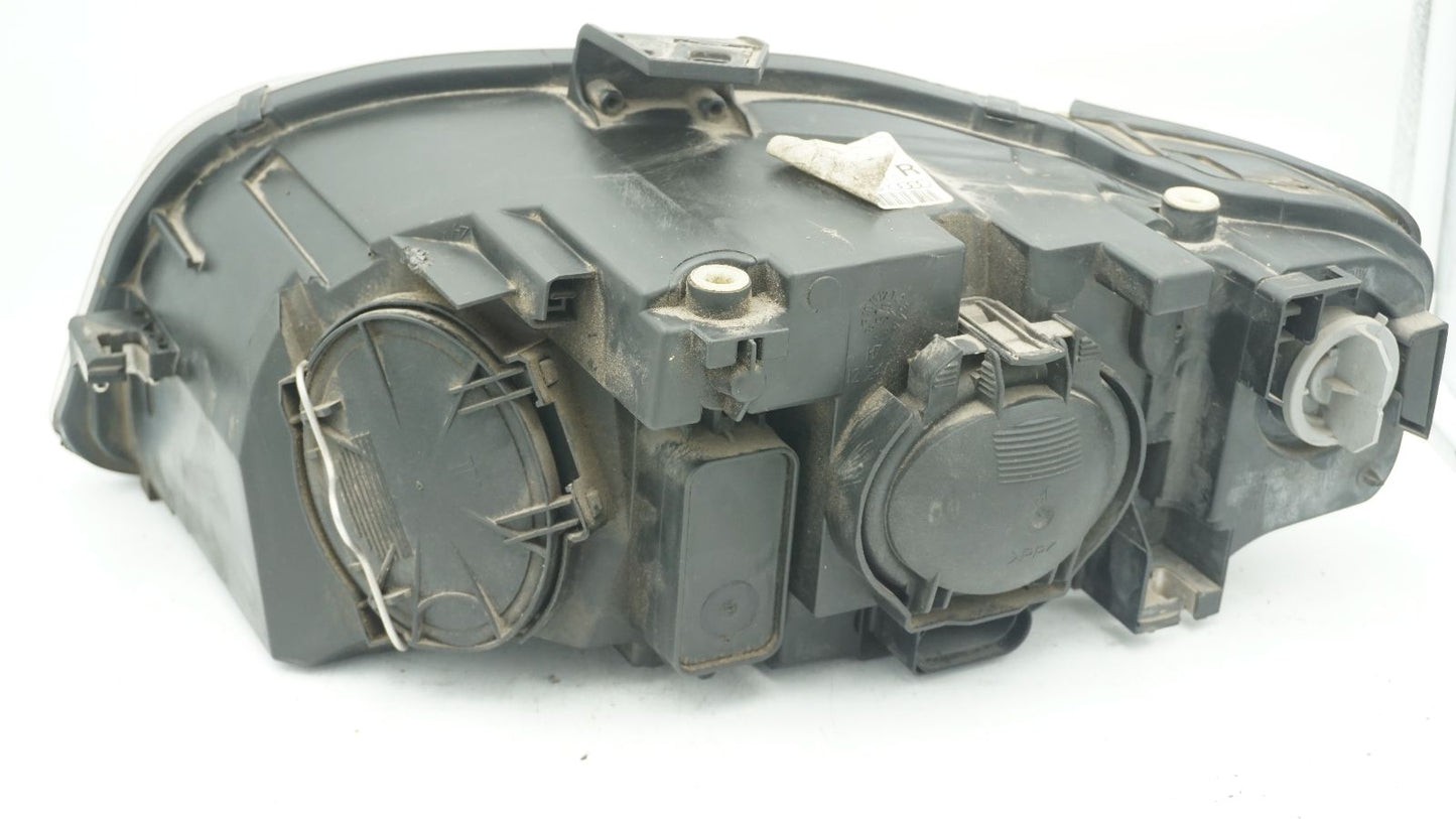 AUDI A4 B7 DRIVERS SIDE RHS HEADLIGHT 8E0941004